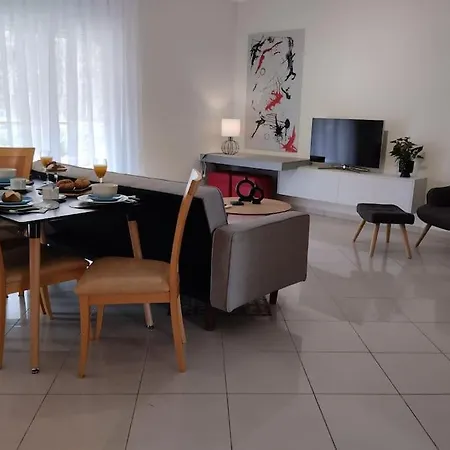 Sun@home 公寓 尼奥伊皮瓦太